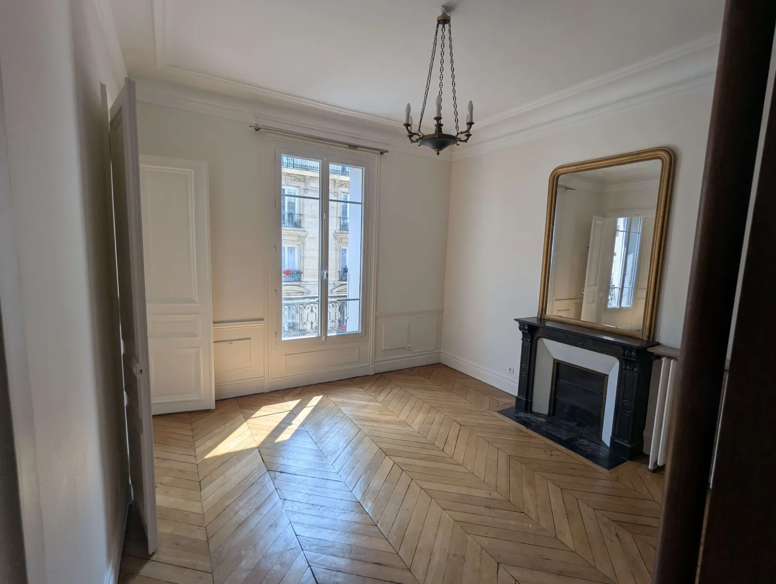 Location Paris Appartement 68bdbbe193855