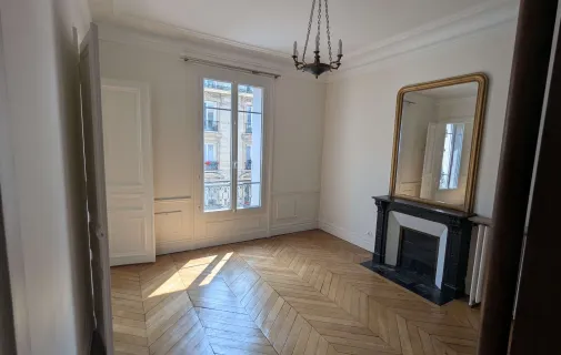 Location Paris Appartement 68bdbbe19385