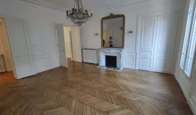 miniatureLocation Paris Appartement 68bdbbe193852