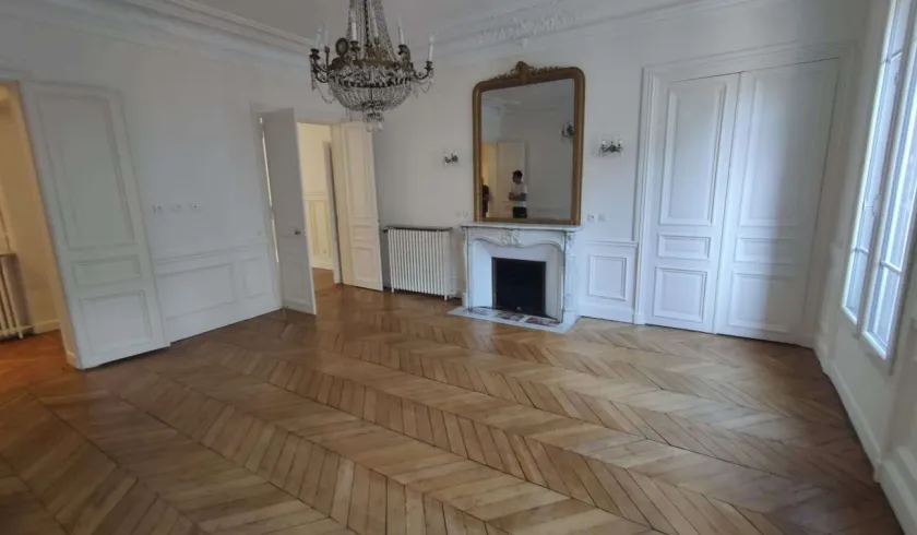 Location Paris Appartement 68bdbbe193851