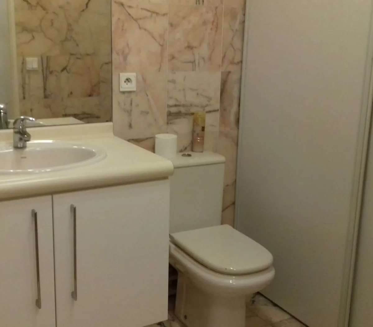 Location Levallois-Perret Appartement 68be9089e68b