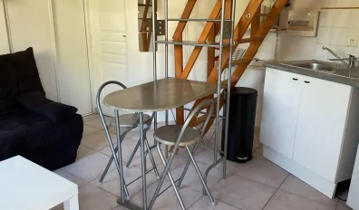 Location Saint-Clément-de-Rivière Appartement 68be92acb29c