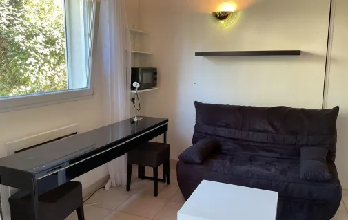 Location Saint-Clément-de-Rivière Appartement 68be92acb29c