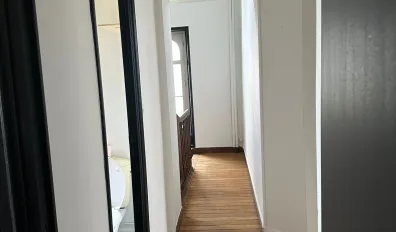 miniatureLocation Angers Chambre 68bed9ddb19a2