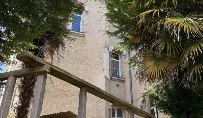 miniatureLocation Angers Chambre 68bed9ddb19a2