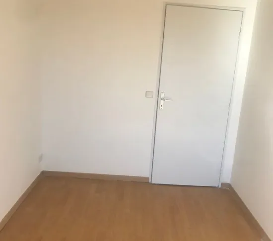 Location Épinay-sur-Seine Appartement 68bef4ca01db2