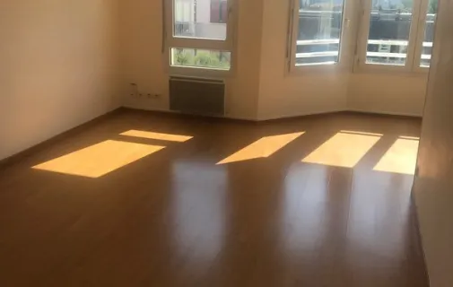 Location Épinay-sur-Seine Appartement 68bef4ca01db