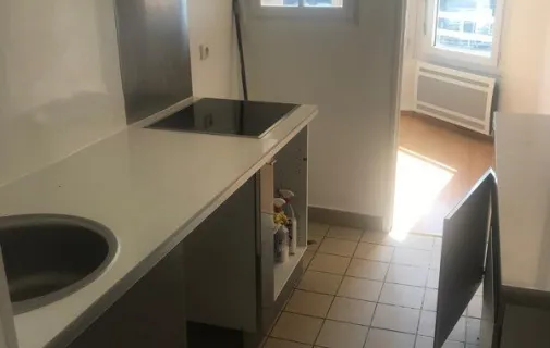Location Épinay-sur-Seine Appartement 68bef4ca01db