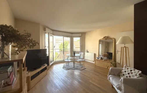 Location Asnières-sur-Seine Appartement 68bf43338942