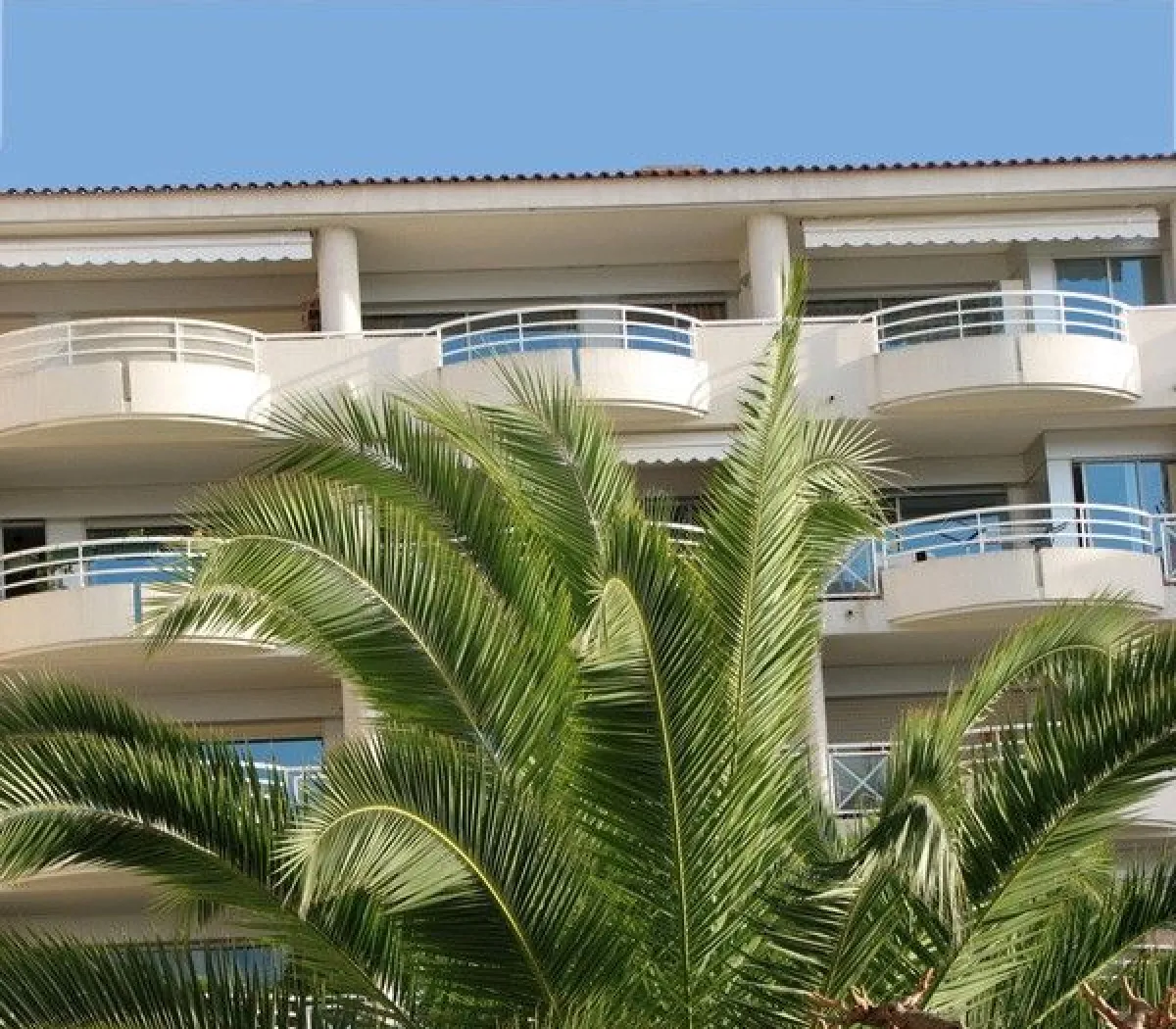 Location Antibes Appartement 68c013f27872
