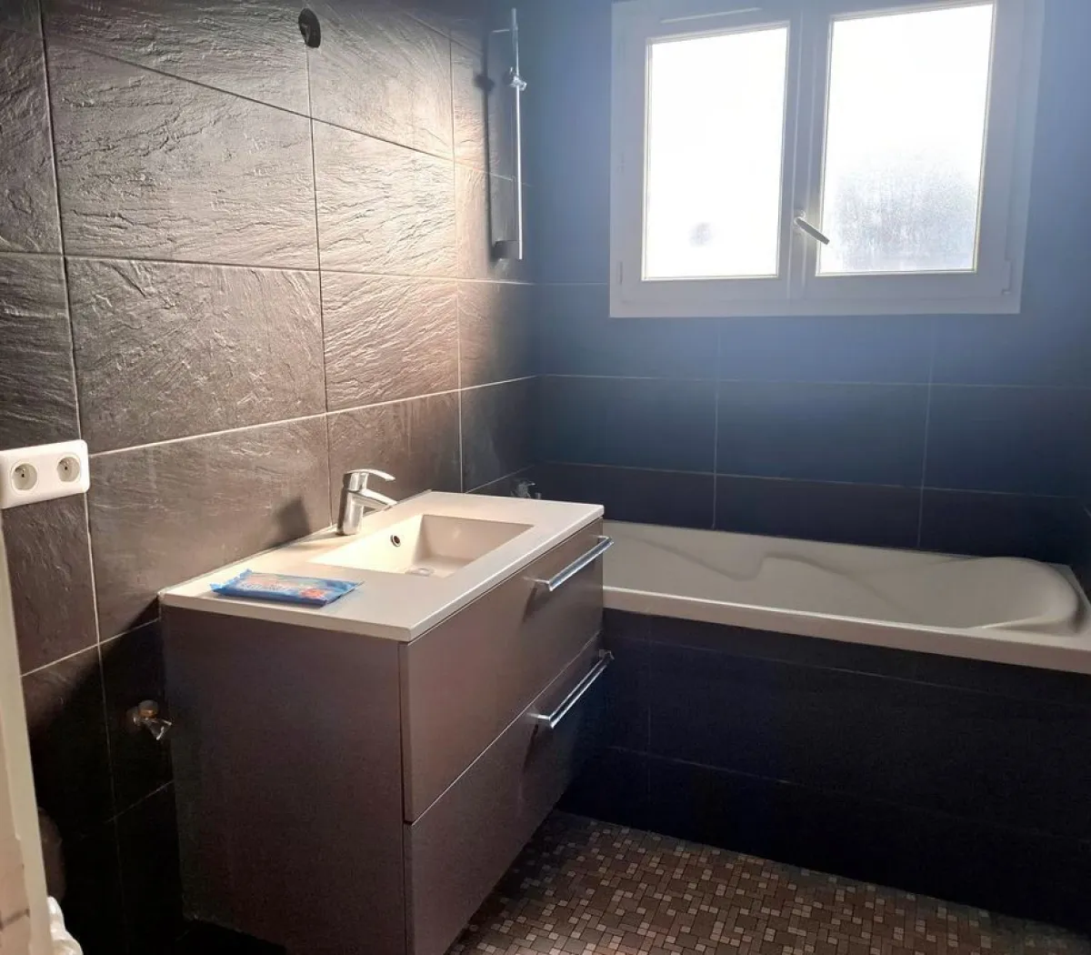 Location Clamart Appartement 68c141c6b56a