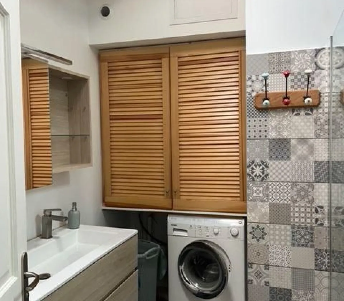 Location Oullins-Pierre-Bénite Chambre 68c19c3abb3a