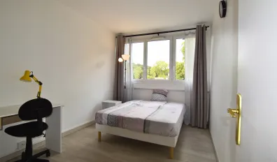 miniatureLocation Jouy-en-Josas Appartement 68c2ab0390a22