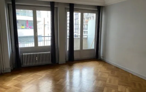 Location Villeurbanne Appartement 68c2b2aa6155