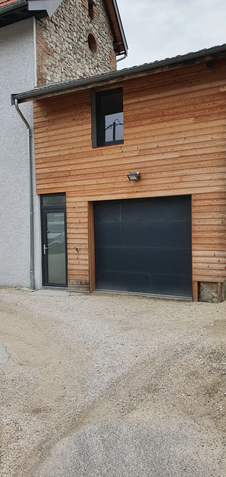 Location Saint-Ismier Appartement 68c41a2d27d54