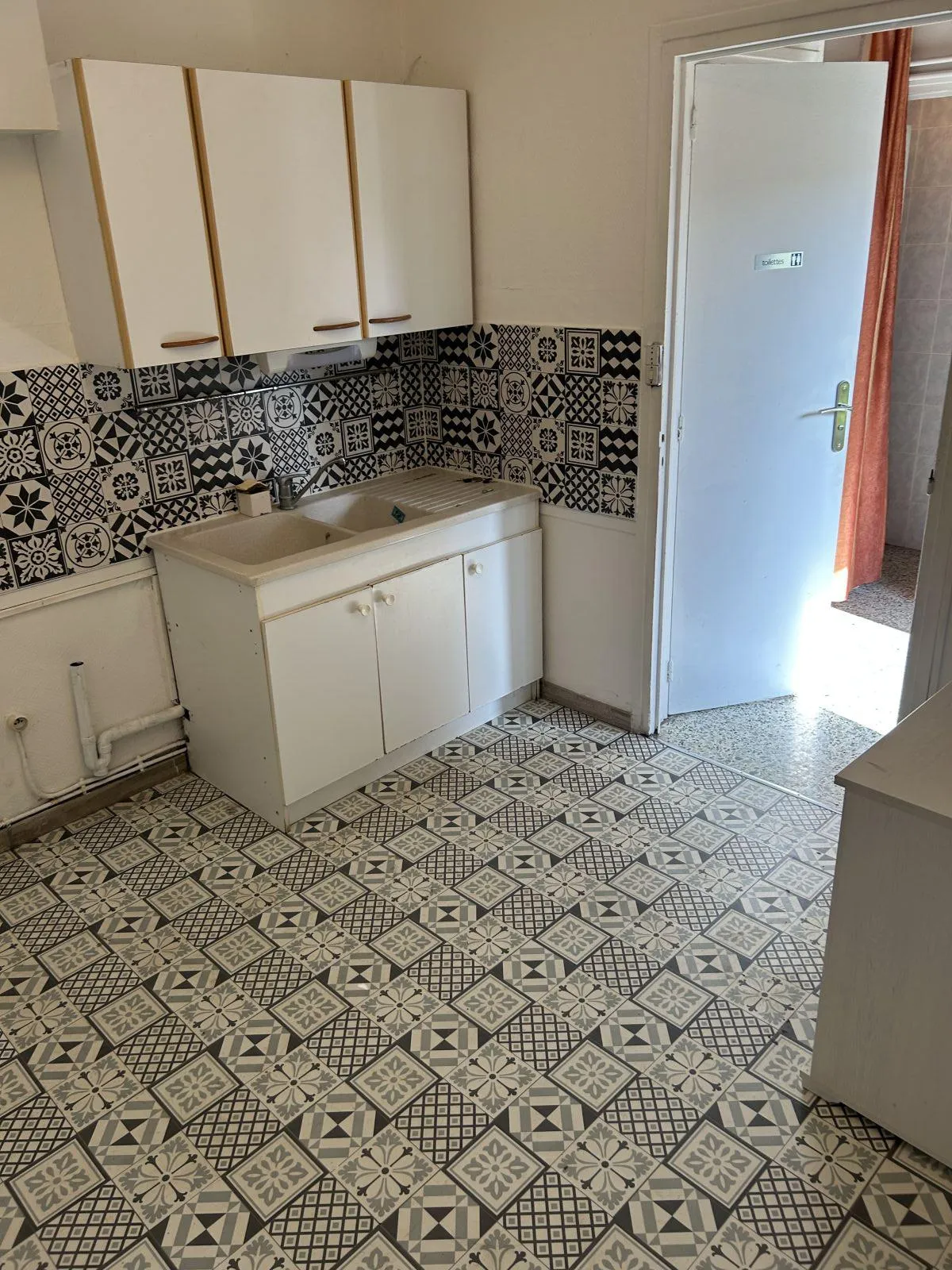 Location Vaulx-en-Velin Appartement 68c5673480aa