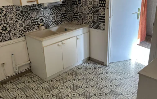 Location Vaulx-en-Velin Appartement 68c5673480aa