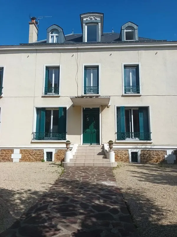Location Le Perreux-sur-Marne Appartement 68c93abd63561