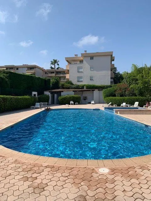 Location Saint-Laurent-du-Var Appartement 68c9922f721c