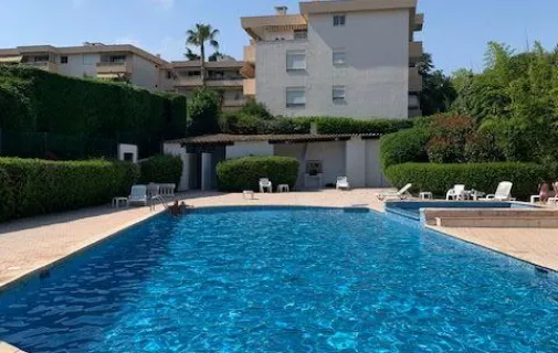 Location Saint-Laurent-du-Var Appartement 68c9922f721c