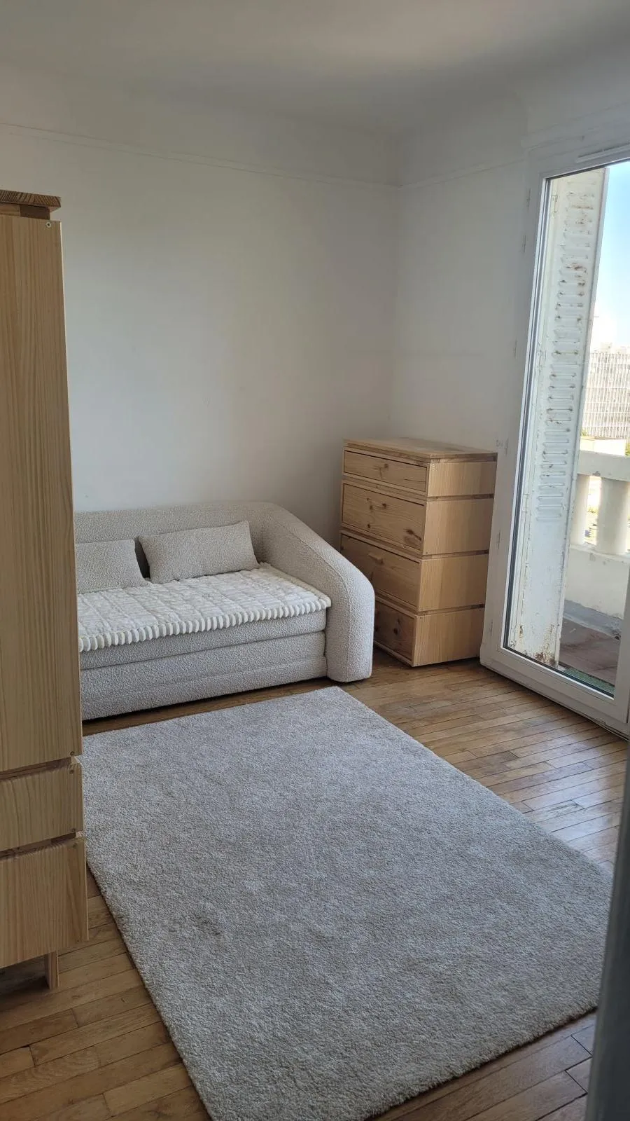 Location Courbevoie Appartement 68cbd3b3071f
