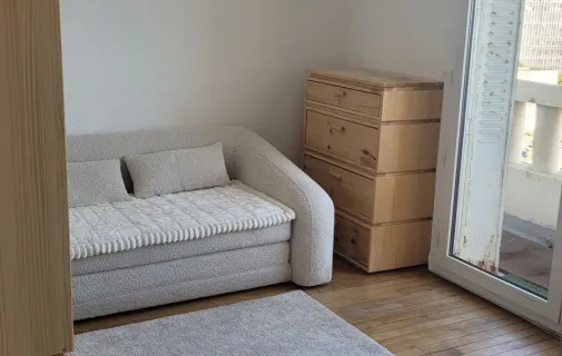 Location Courbevoie Appartement 68cbd3b3071f
