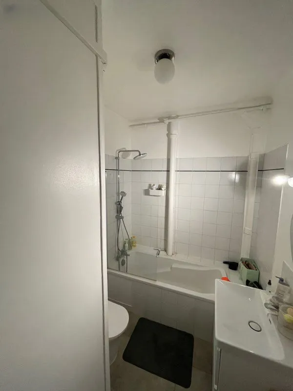 Location Issy-les-Moulineaux Appartement 68cc1e7cc601