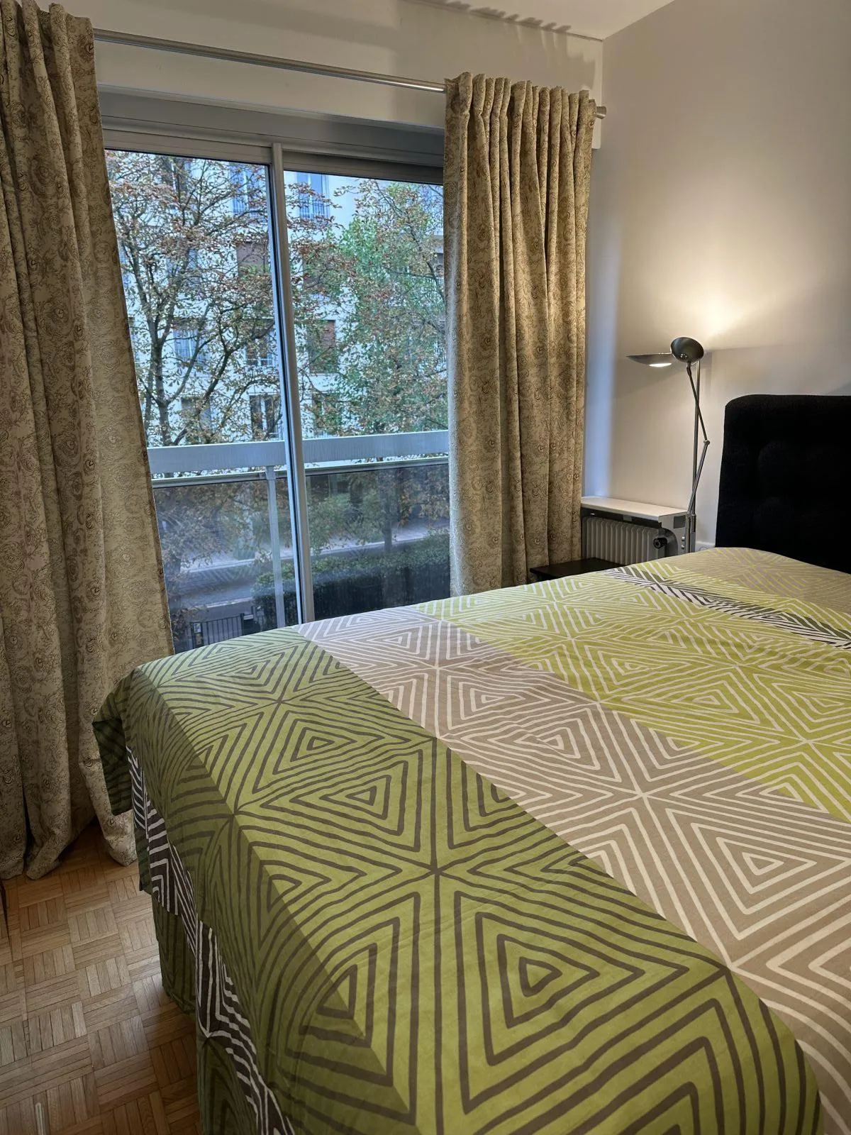 Location Paris Appartement 68d2f9d59693