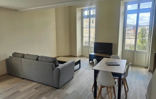 Location Bordeaux Appartement 68d39ec7b505