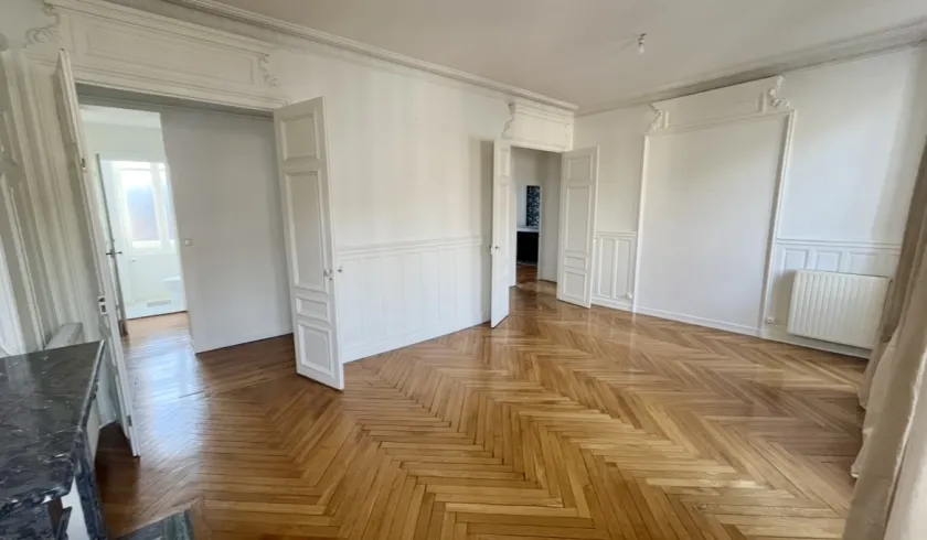 Location Bourg-en-Bresse Appartement 68d3b3c84f691
