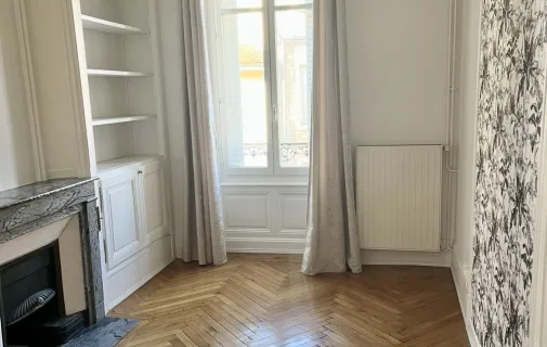 Location Bourg-en-Bresse Appartement 68d3b3c84f69