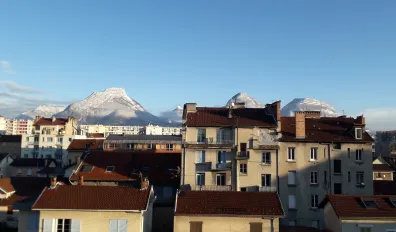 miniatureLocation Grenoble Appartement 68da465593102