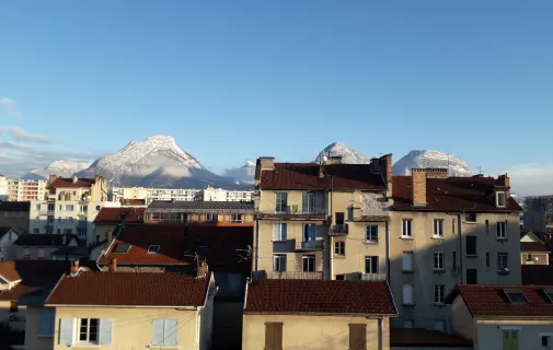 Location Grenoble Appartement 68da46559310