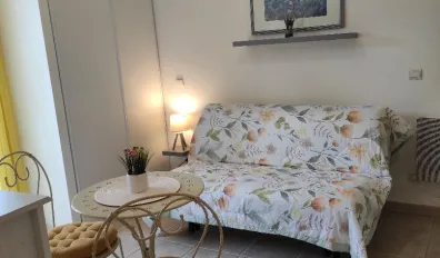 miniatureLocation Saint-Andiol Appartement 68dbc65b74002