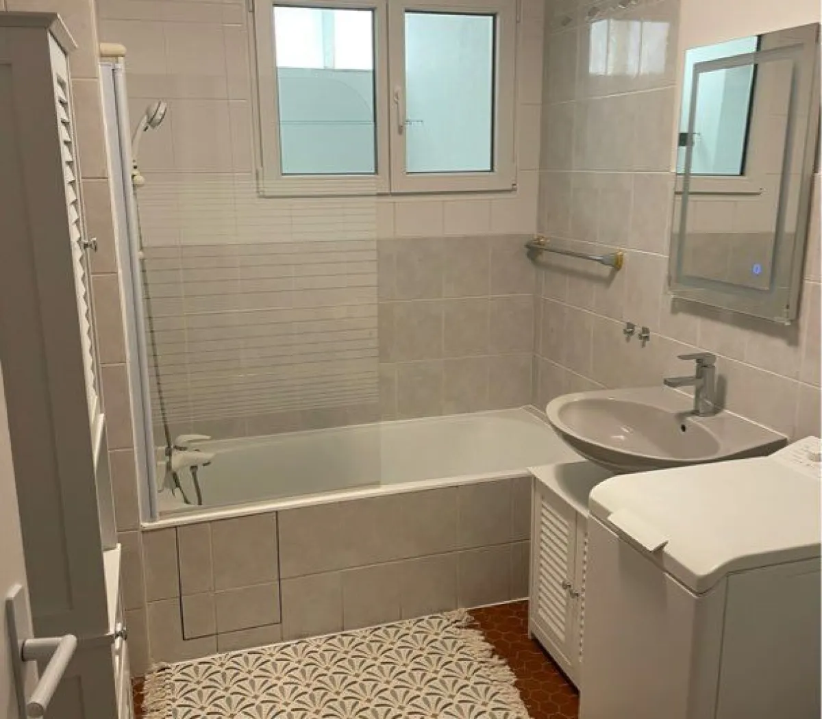 Location Villeurbanne Appartement 68dbd376f023