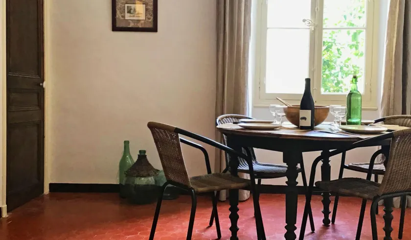 Location Collobrières Appartement 68dc2309bd381