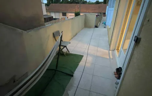 Location La Londe-les-Maures Appartement 68dd24883055