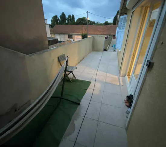 Location La Londe-les-Maures Appartement 68dd248830552
