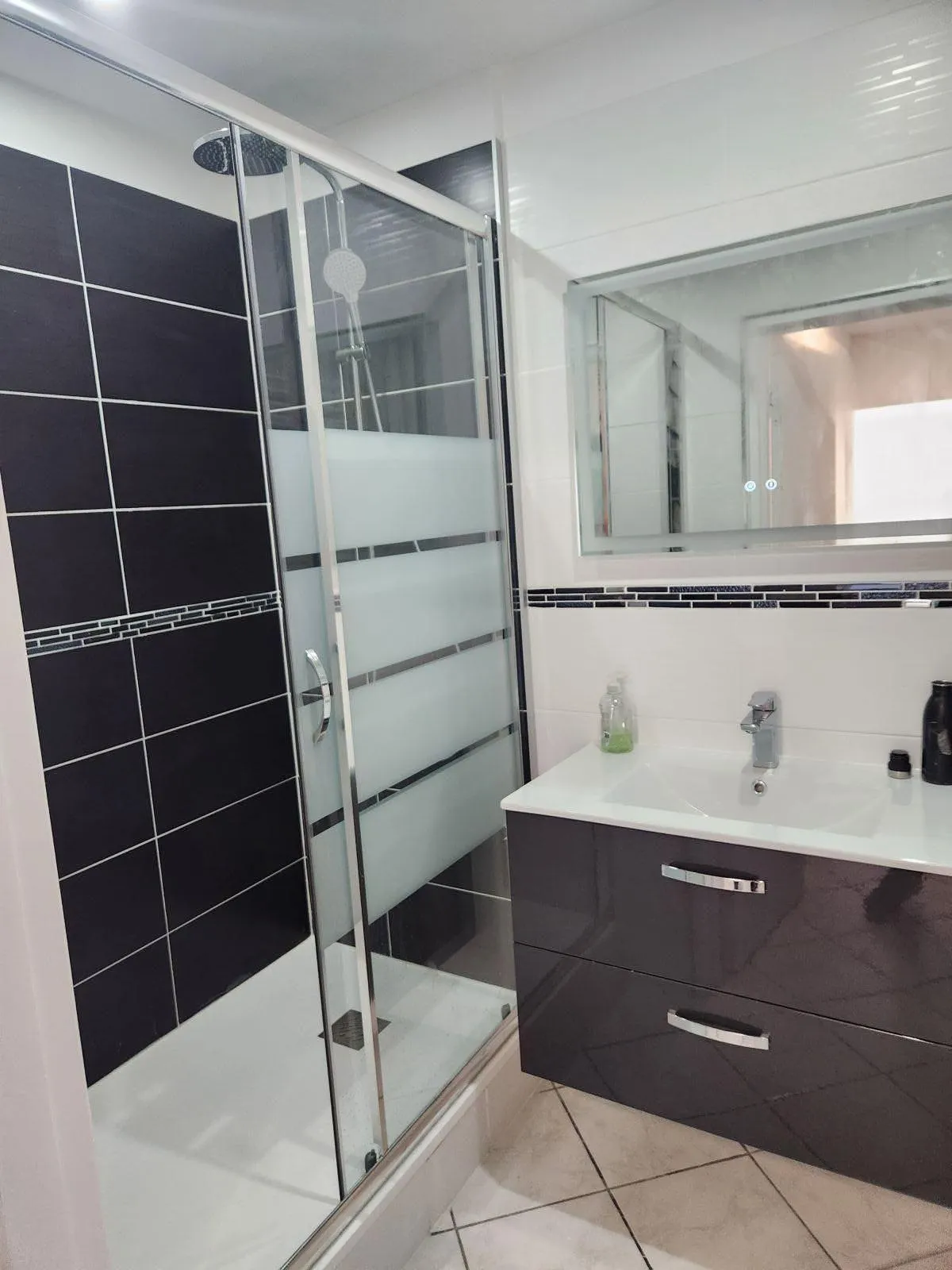 Location Salon-de-Provence Appartement 68dd2a9a69032