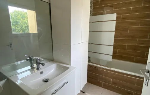 Location Évry-Courcouronnes Appartement 68dfd4e834c0