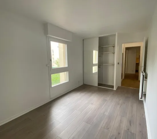 Location Évry-Courcouronnes Appartement 68dfd4e834c02