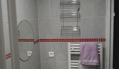 miniatureLocation La Trinité Appartement 68e34ea151582