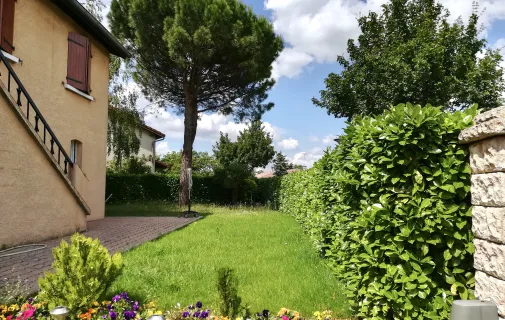Location Décines-Charpieu Appartement 68e4ae670f81