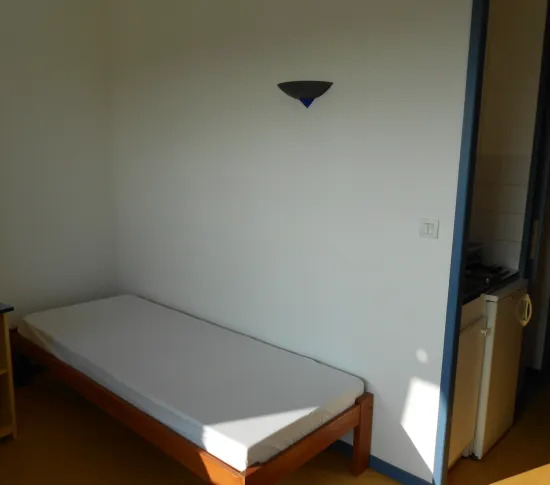 Location Bron Appartement 68e5103d29573