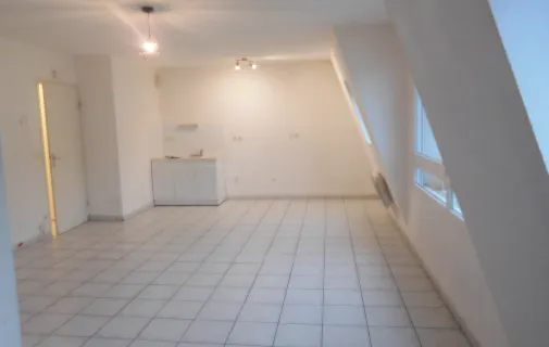 Location Saint-Quentin Appartement 68e7853dbf20
