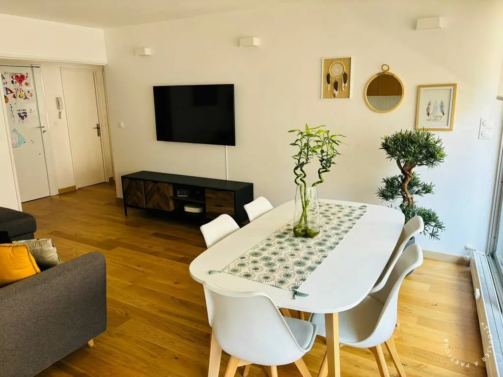 Location Paris Appartement 68e7c8624fde1