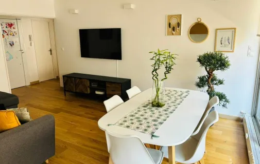 Location Paris Appartement 68e7c8624fde