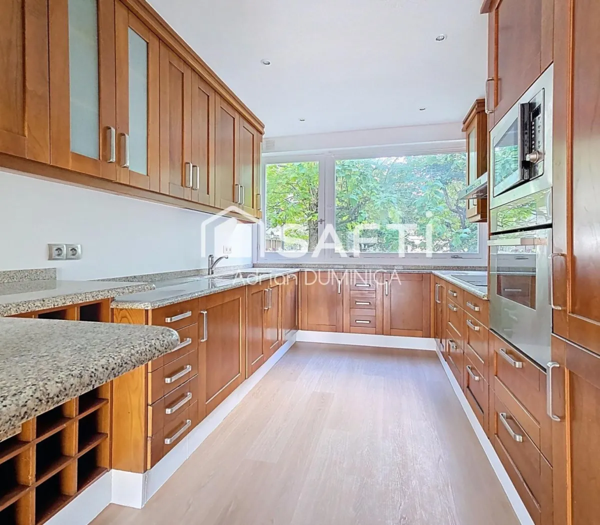 Location Vélizy-Villacoublay Appartement 68e8d82ab75b