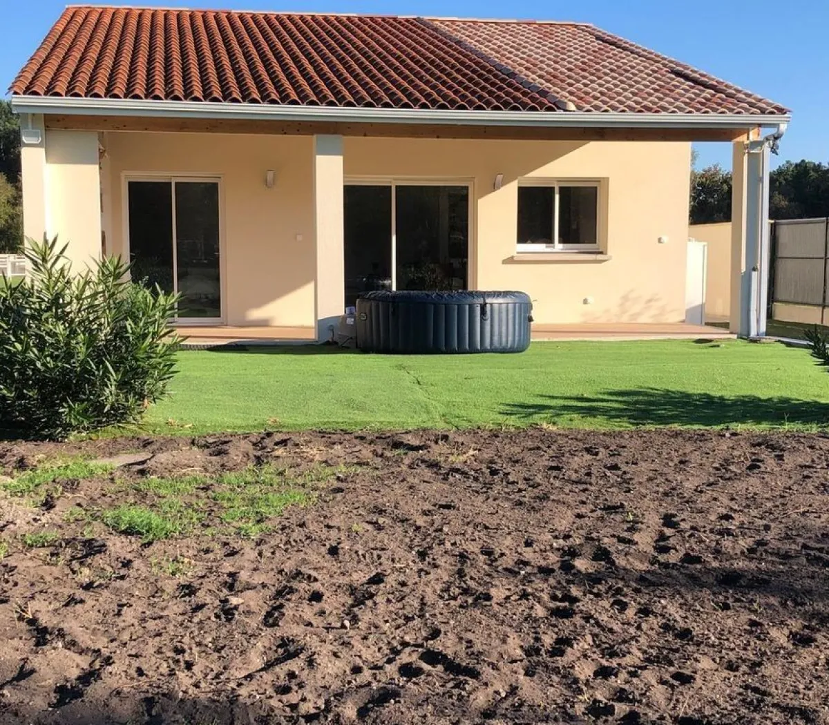 Location Pessac Maison 68e90e384107