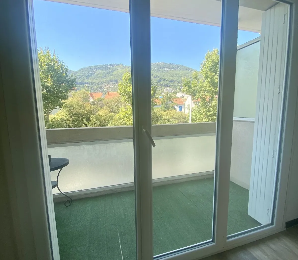 Location Toulon Appartement 68e94e4aea0b